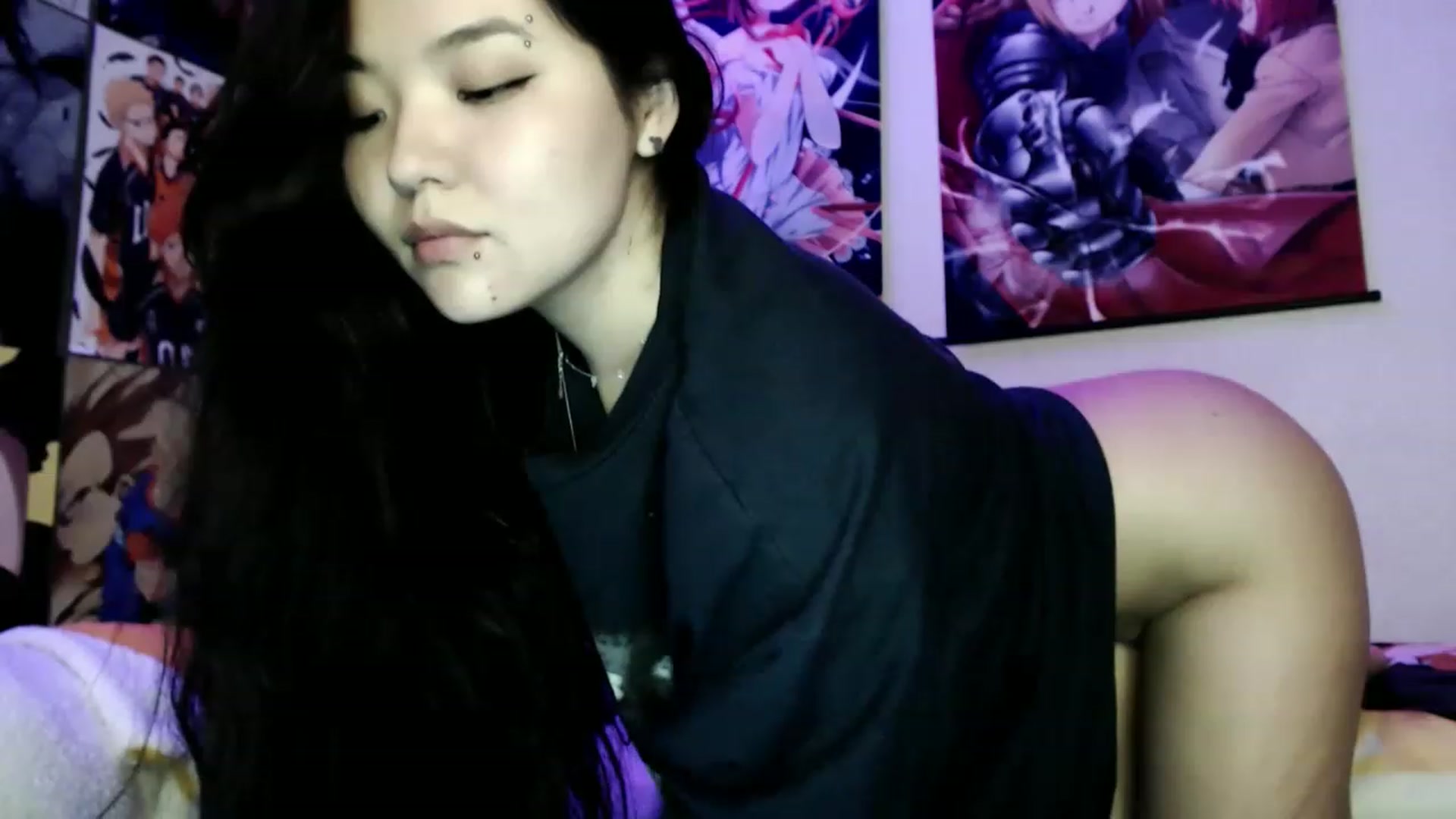 Gallery image thumbnail from Melody__K's myfreecams stream on, 04/25/2023, 15:14 image 5 of 20