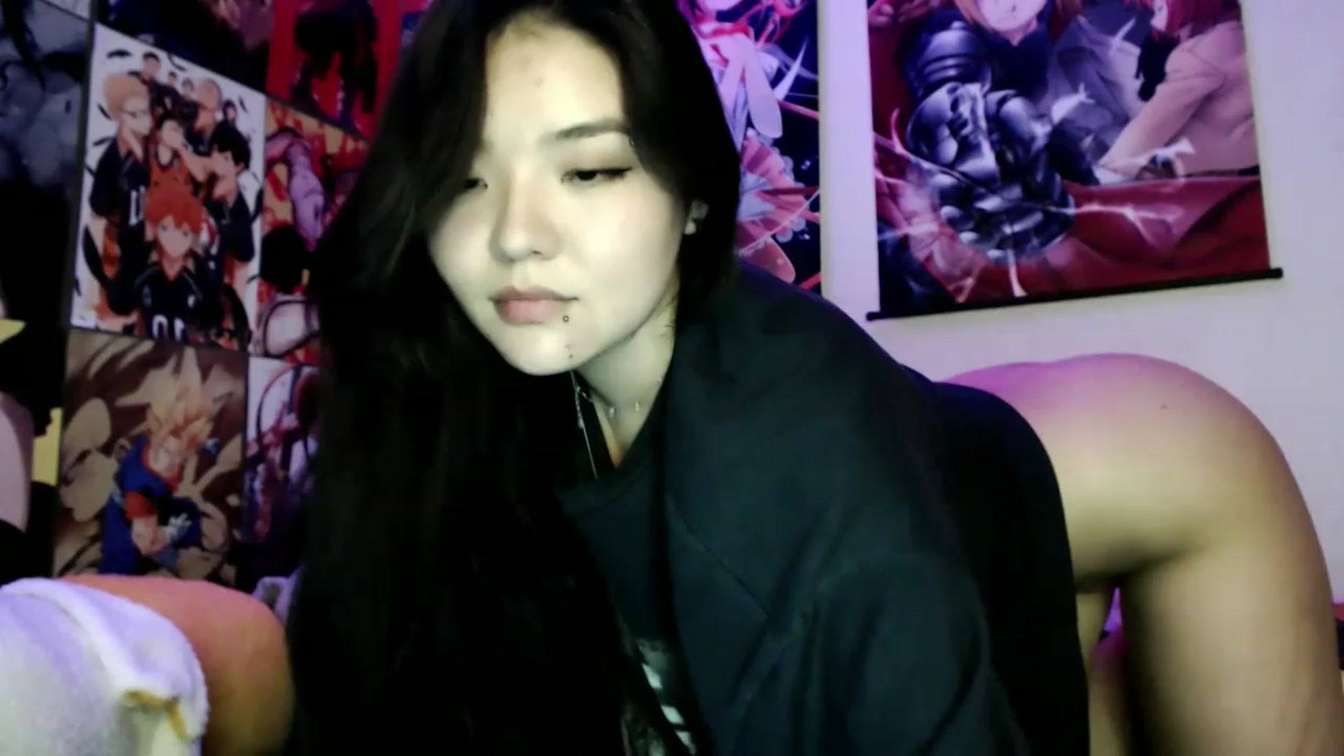 Gallery image thumbnail from Melody__K's myfreecams stream on, 04/25/2023, 15:14 image 8 of 20