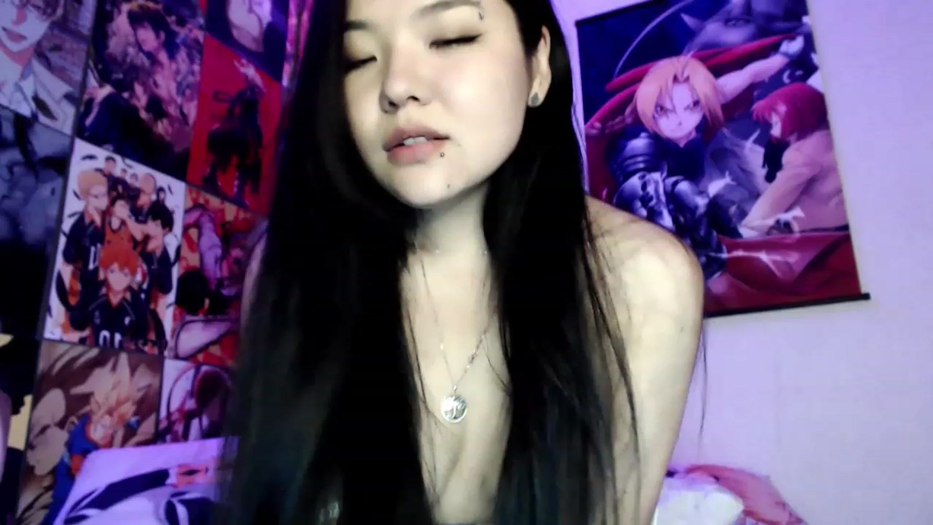 Gallery image thumbnail from Melody__K's myfreecams stream on, 05/08/2023, 15:49 image 5 of 20