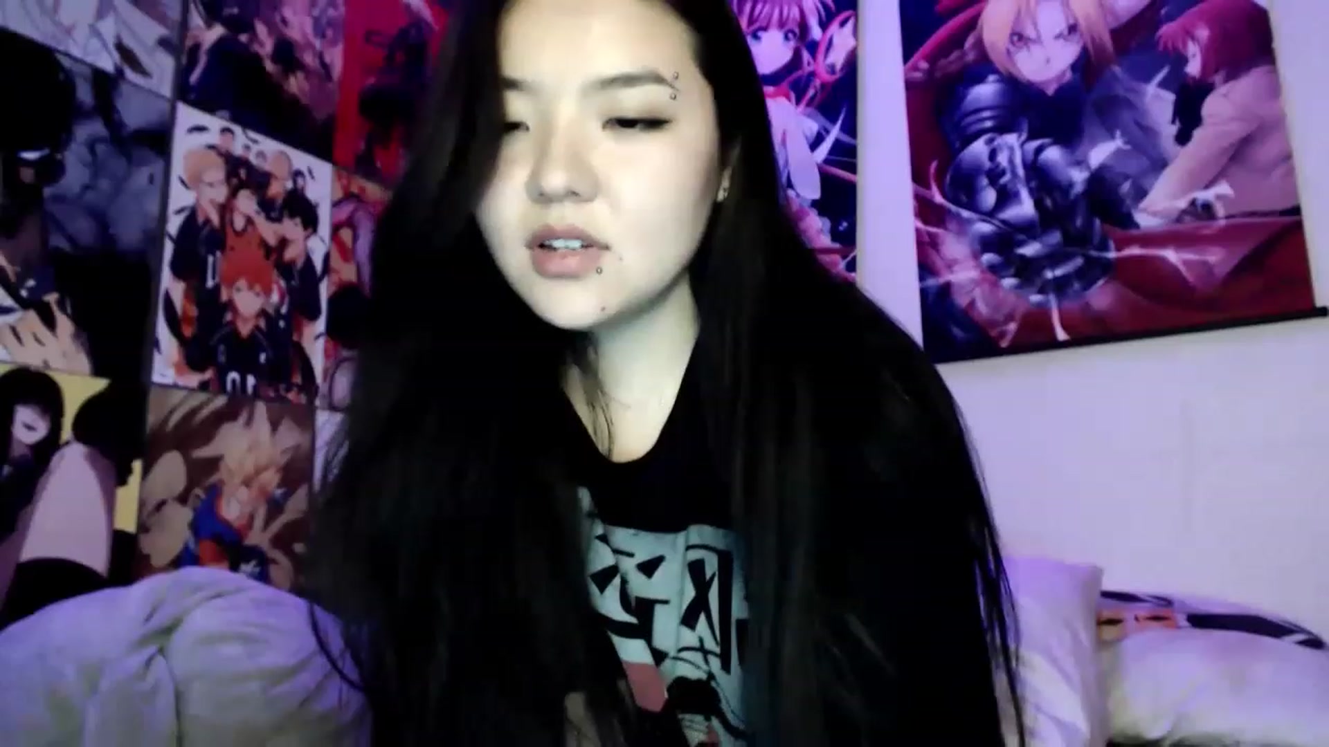 Gallery image thumbnail from Melody__K's myfreecams stream on, 05/23/2023, 15:02 image 10 of 20