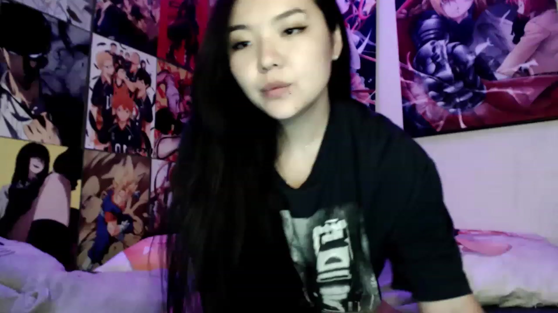 Gallery image thumbnail from Melody__K's myfreecams stream on, 05/26/2023, 18:10 image 2 of 20