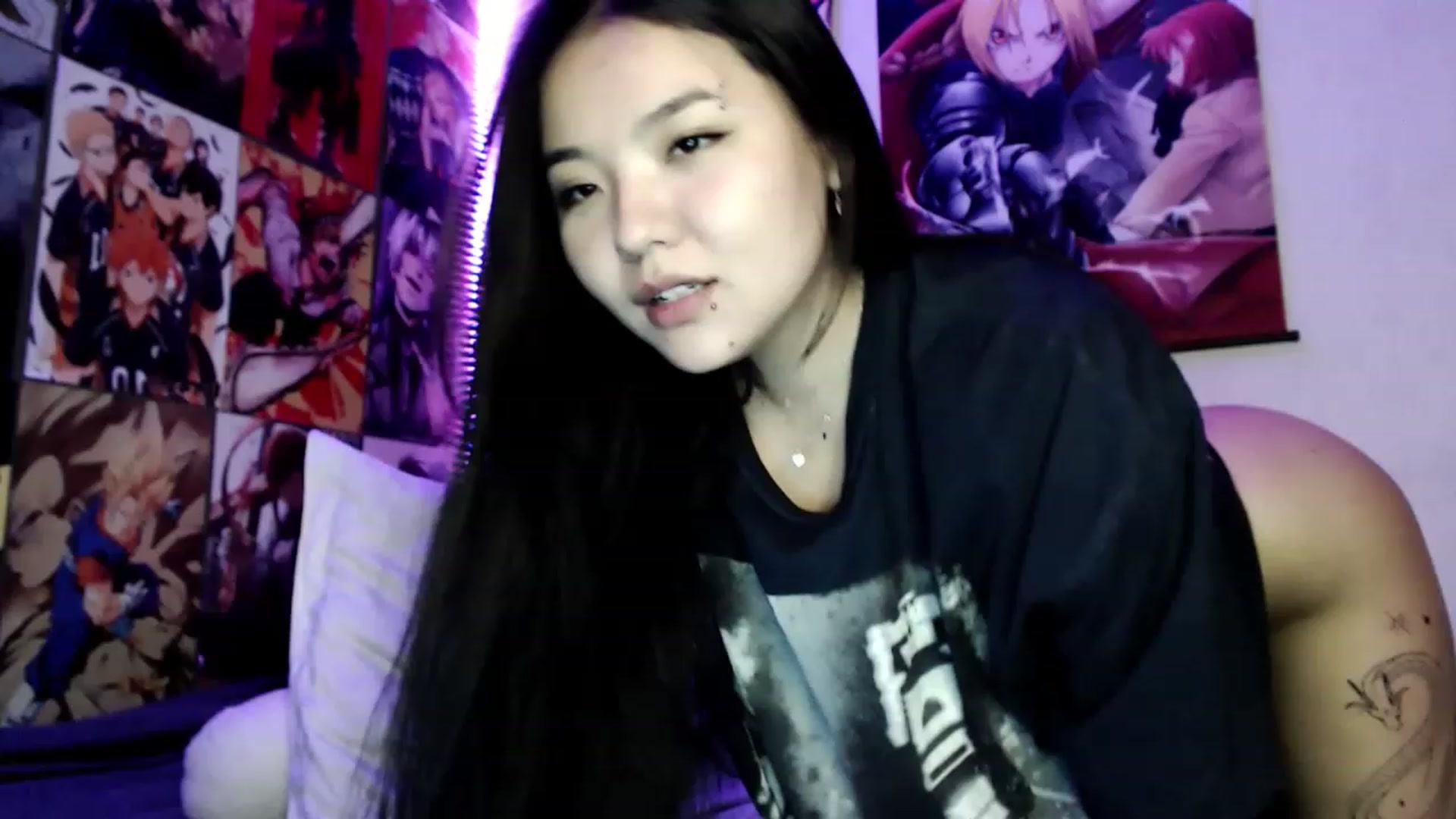 Gallery image thumbnail from Melody__K's myfreecams stream on, 06/04/2023, 15:57 image 1 of 20