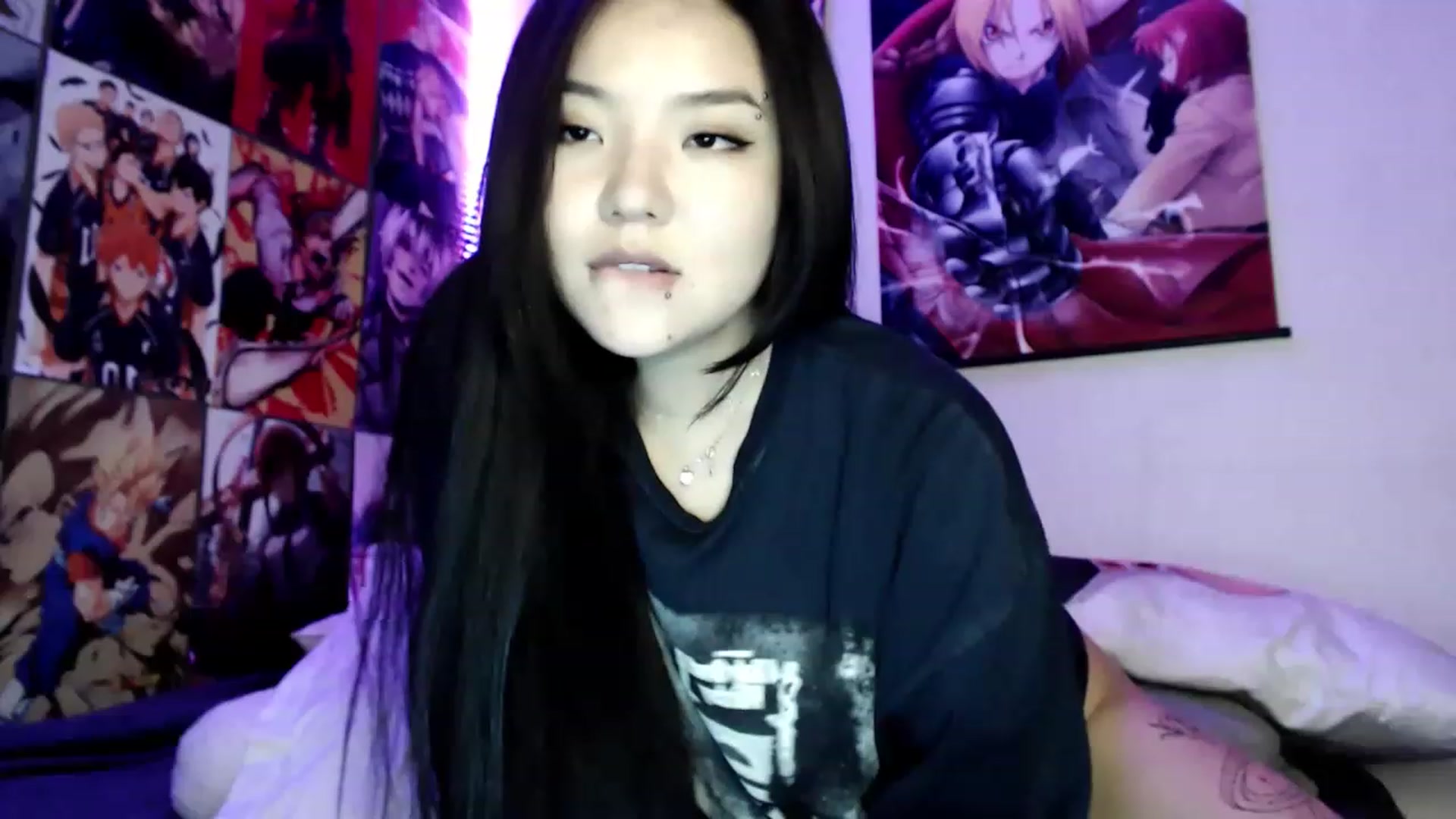 Gallery image thumbnail from Melody__K's myfreecams stream on, 06/04/2023, 15:57 image 3 of 20