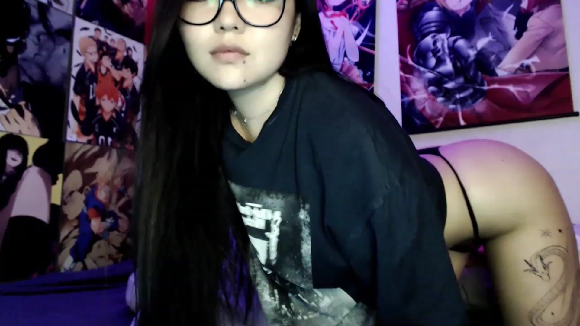 Gallery image thumbnail from Melody__K's myfreecams stream on, 06/04/2023, 15:57 image 12 of 20