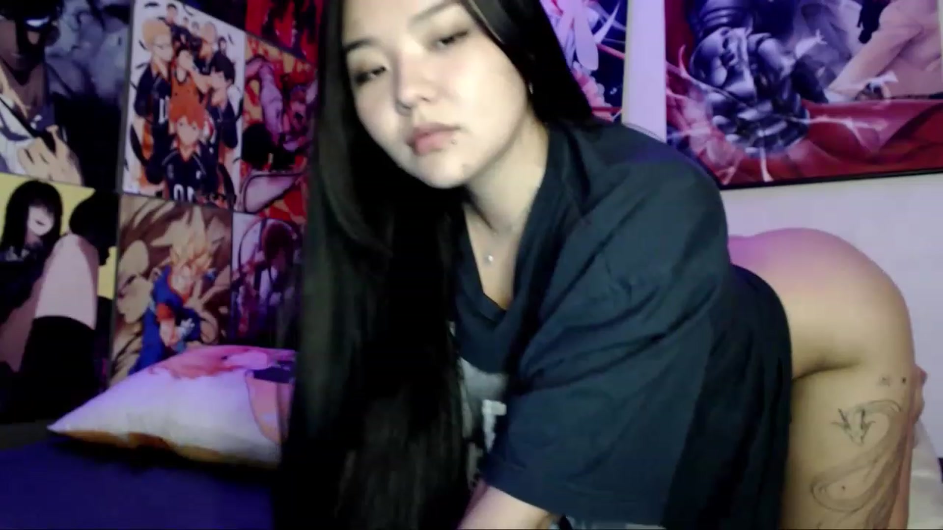 Gallery image thumbnail from Melody__K's myfreecams stream on, 06/29/2023, 16:26 image 16 of 20