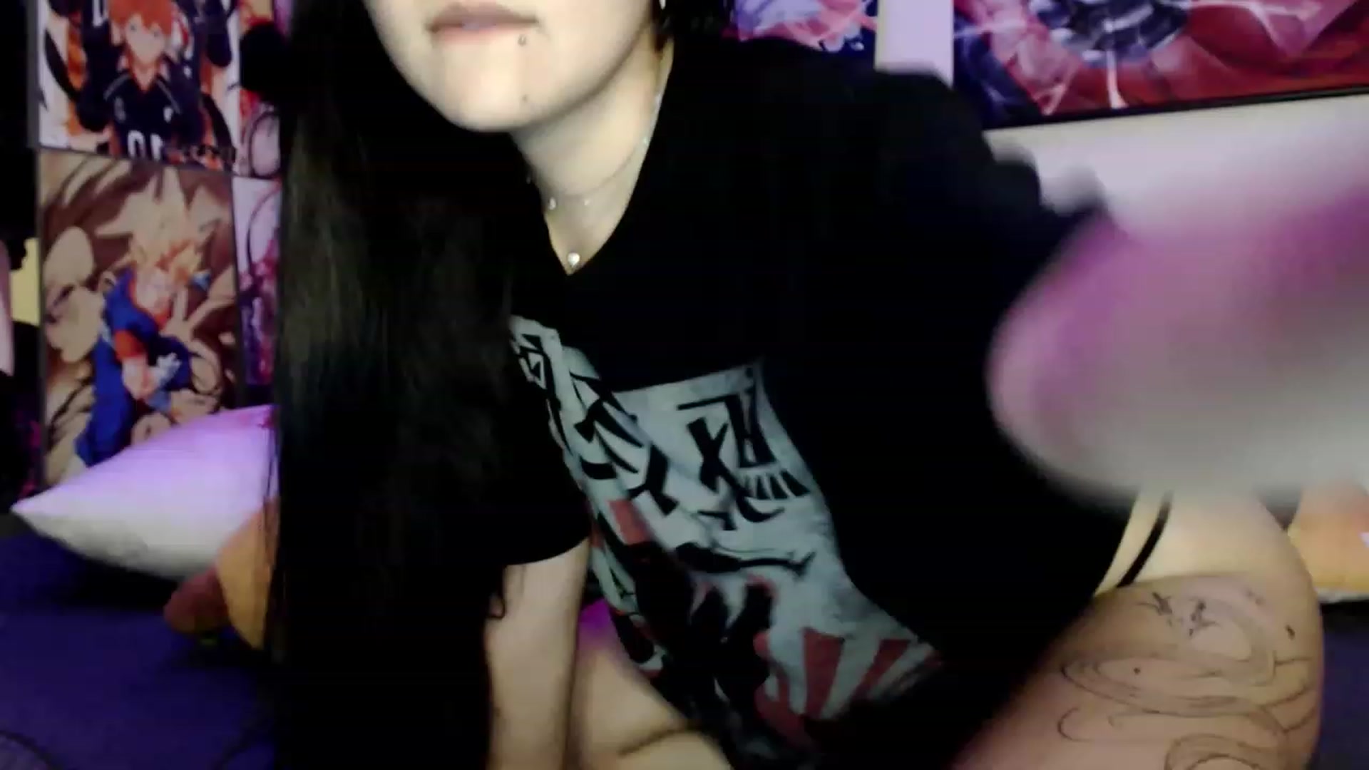 Gallery image thumbnail from Melody__K's myfreecams stream on, 07/04/2023, 16:26 image 16 of 20