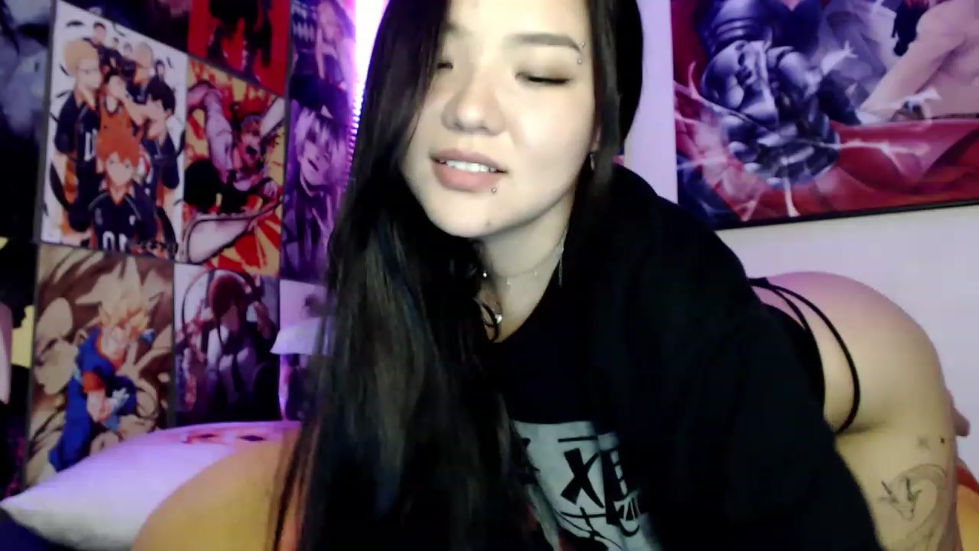 Gallery image thumbnail from Melody__K's myfreecams stream on, 07/04/2023, 16:26 image 14 of 20