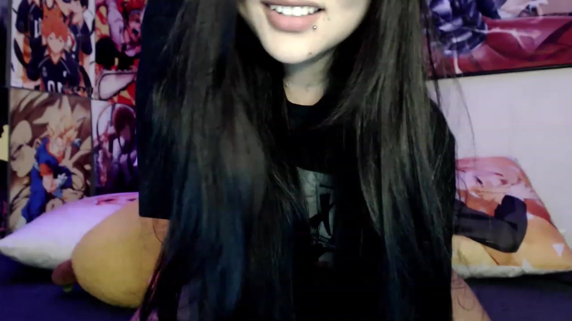 Gallery image thumbnail from Melody__K's myfreecams stream on, 07/04/2023, 16:26 image 9 of 20