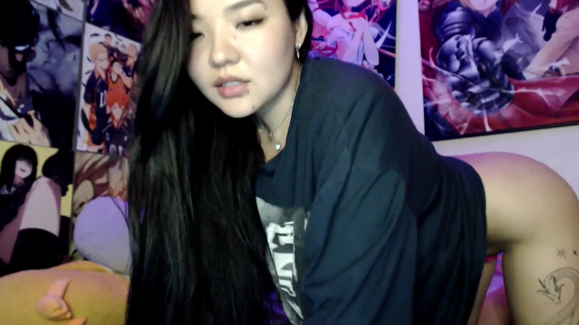 Gallery image thumbnail from Melody__K's myfreecams stream on, 07/07/2023, 15:30 image 8 of 20