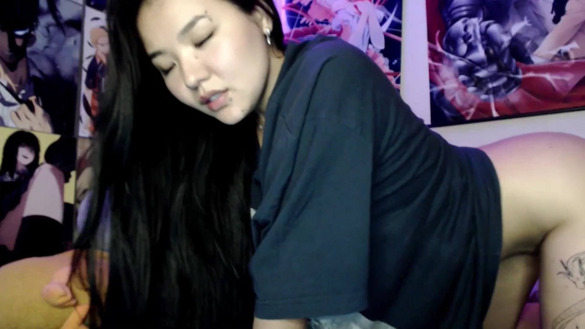 Gallery image thumbnail from Melody__K's myfreecams stream on, 07/07/2023, 15:30 image 13 of 20
