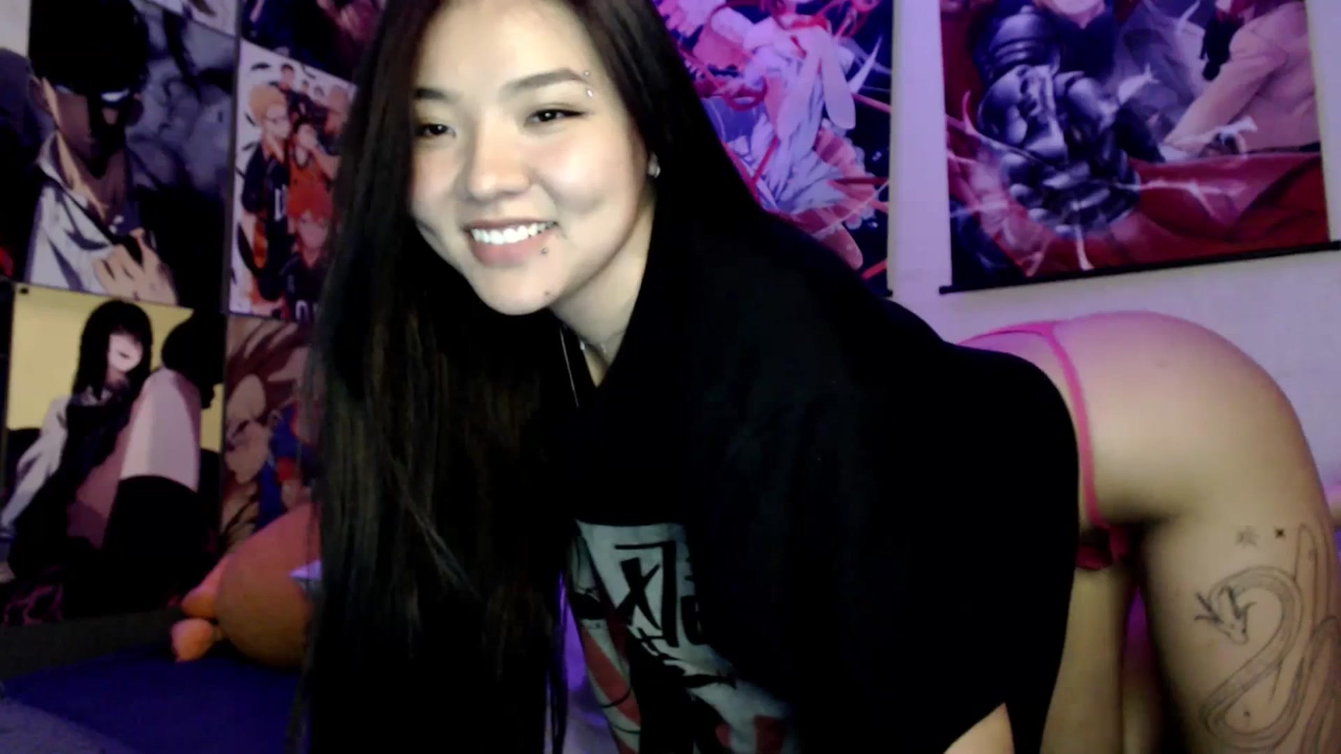 Gallery image thumbnail from Melody__K's myfreecams stream on, 07/13/2023, 17:39 image 13 of 20