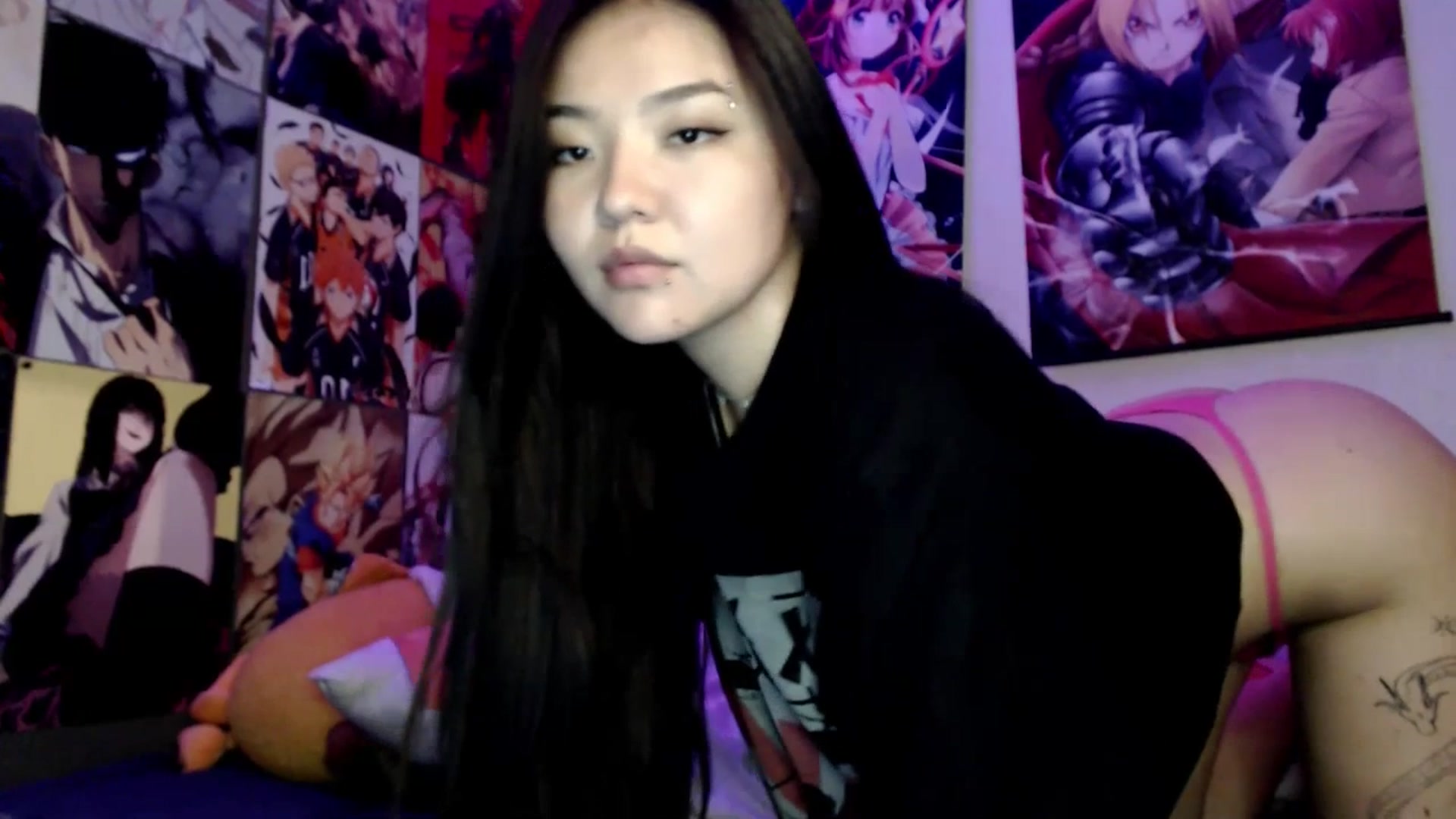 Gallery image thumbnail from Melody__K's myfreecams stream on, 07/13/2023, 17:39 image 12 of 20