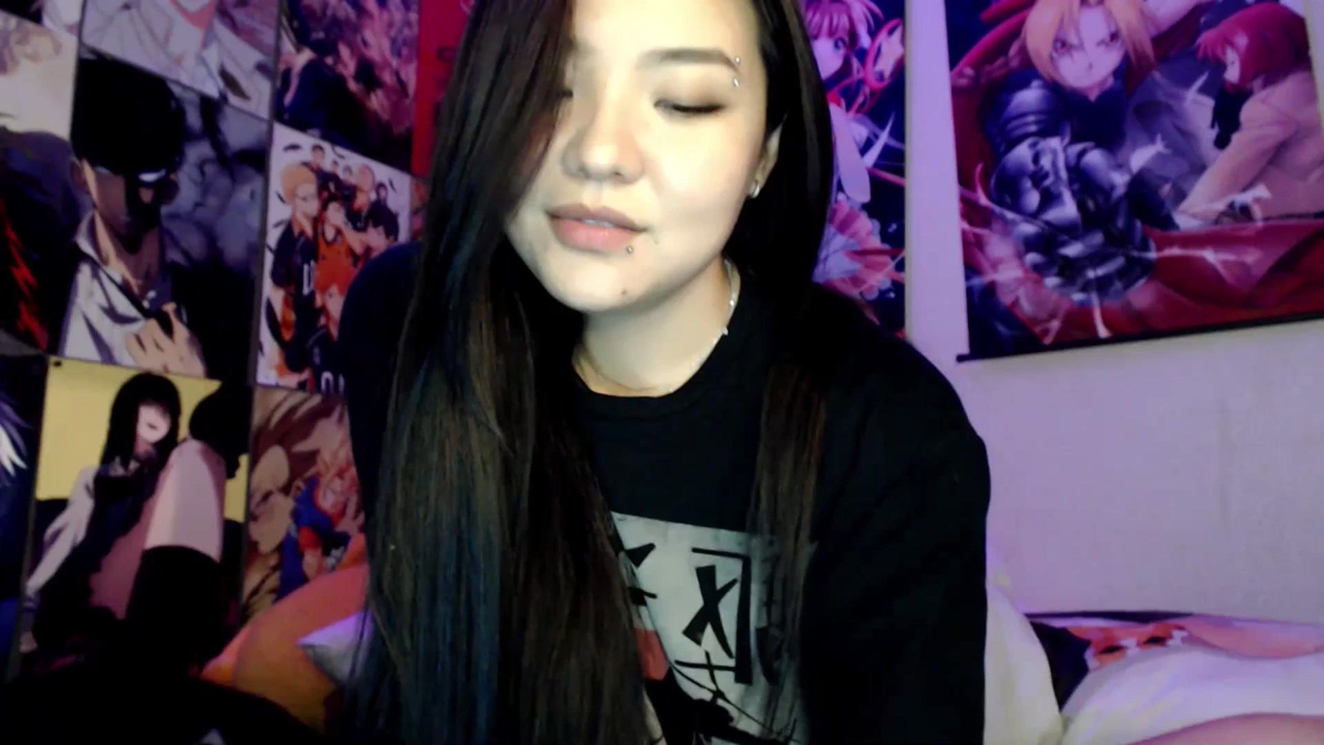 Gallery image thumbnail from Melody__K's myfreecams stream on, 07/13/2023, 17:39 image 3 of 20
