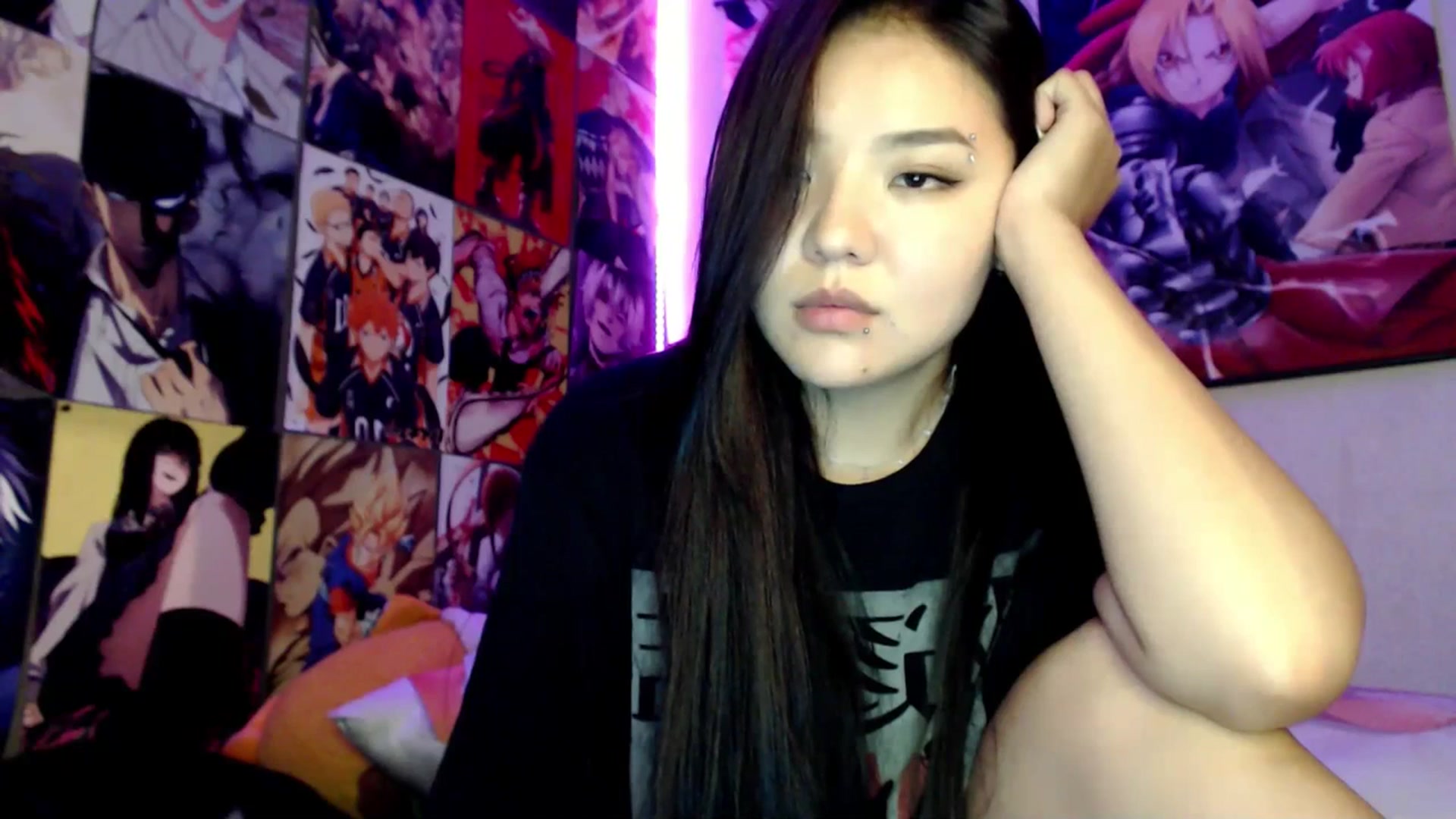 Gallery image thumbnail from Melody__K's myfreecams stream on, 07/13/2023, 17:39 image 2 of 20