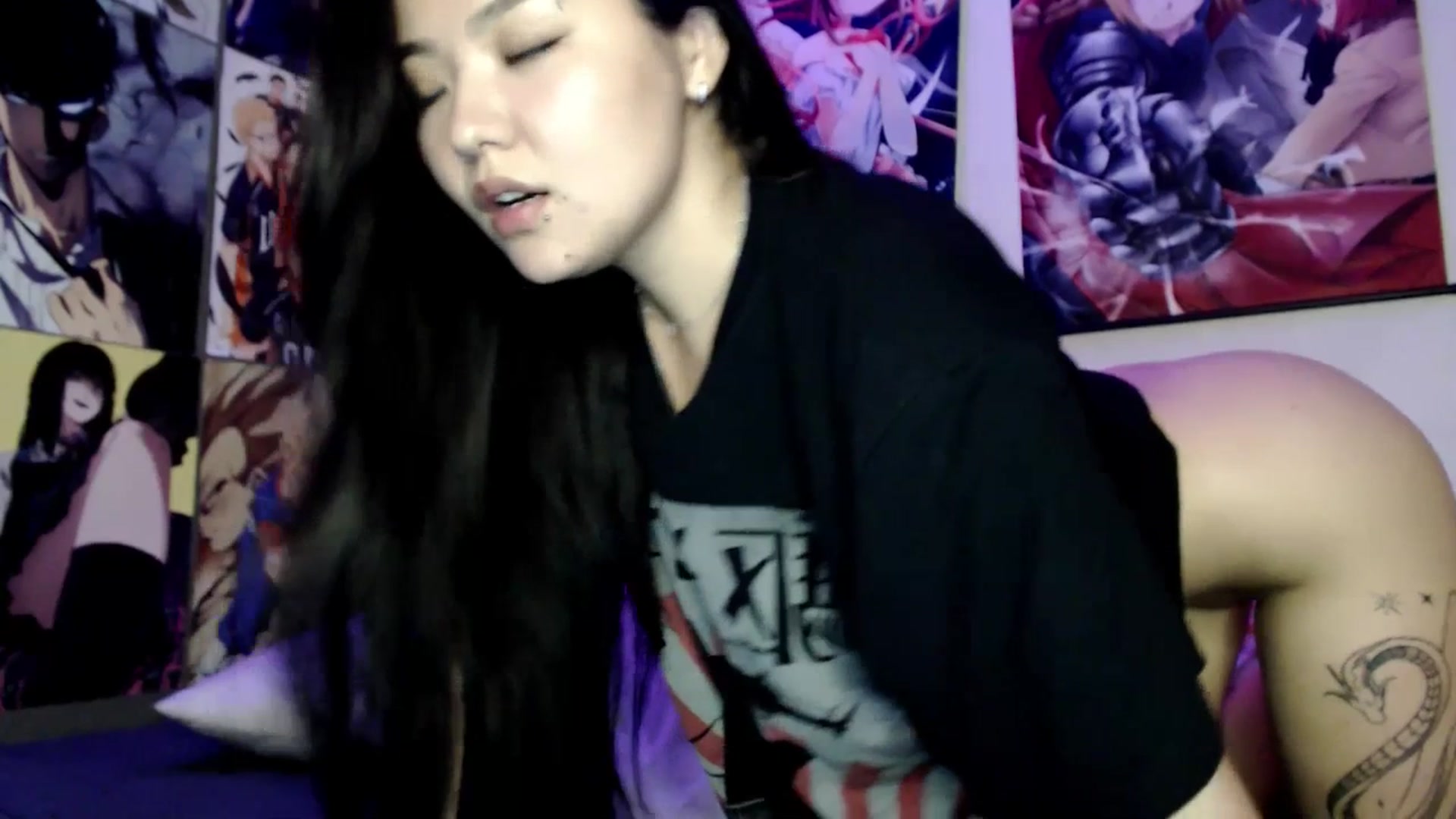 Gallery image thumbnail from Melody__K's myfreecams stream on, 07/20/2023, 18:19 image 18 of 20