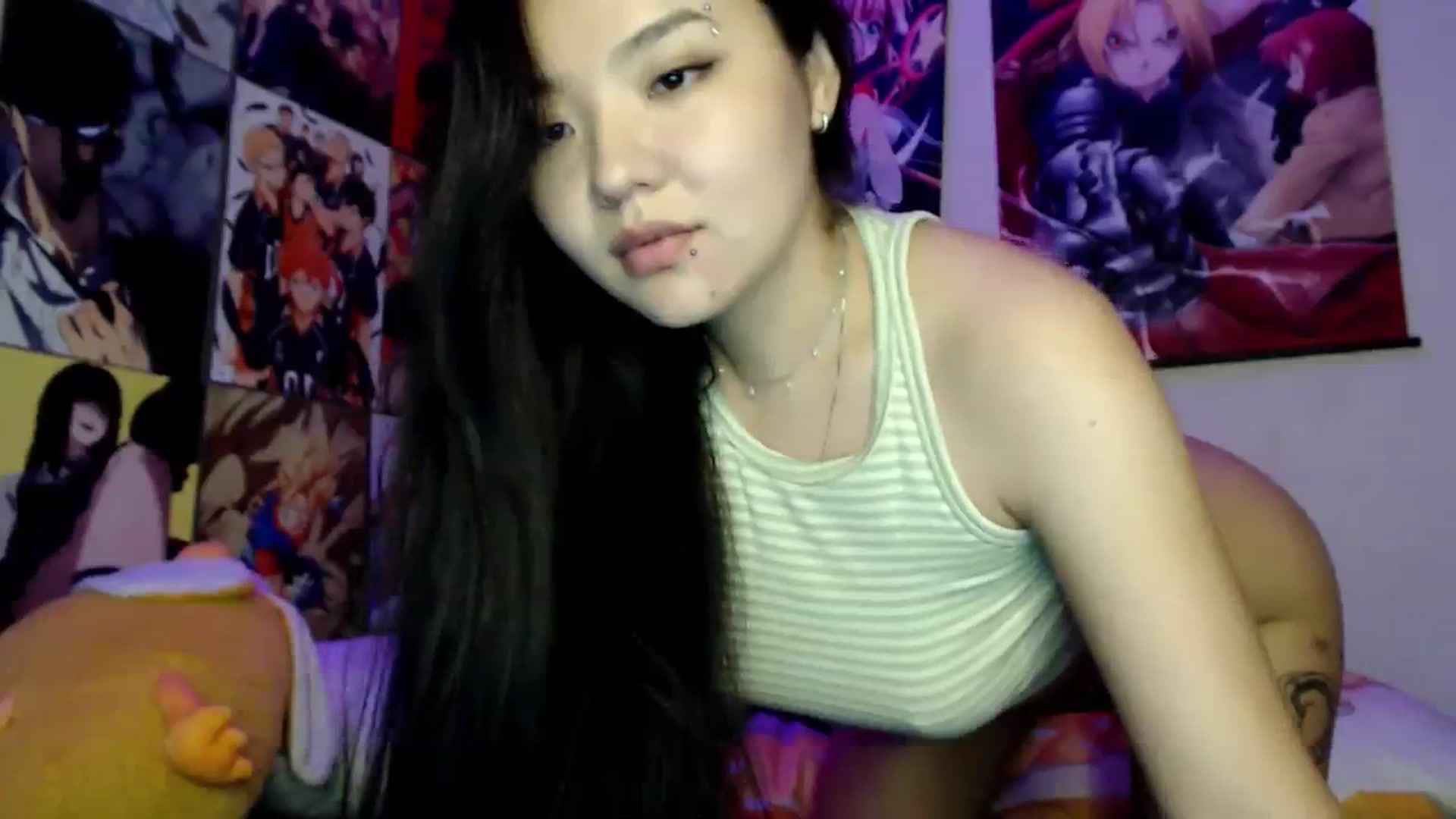 Gallery image thumbnail from Melody__K's myfreecams stream on, 08/06/2023, 18:31 image 9 of 20