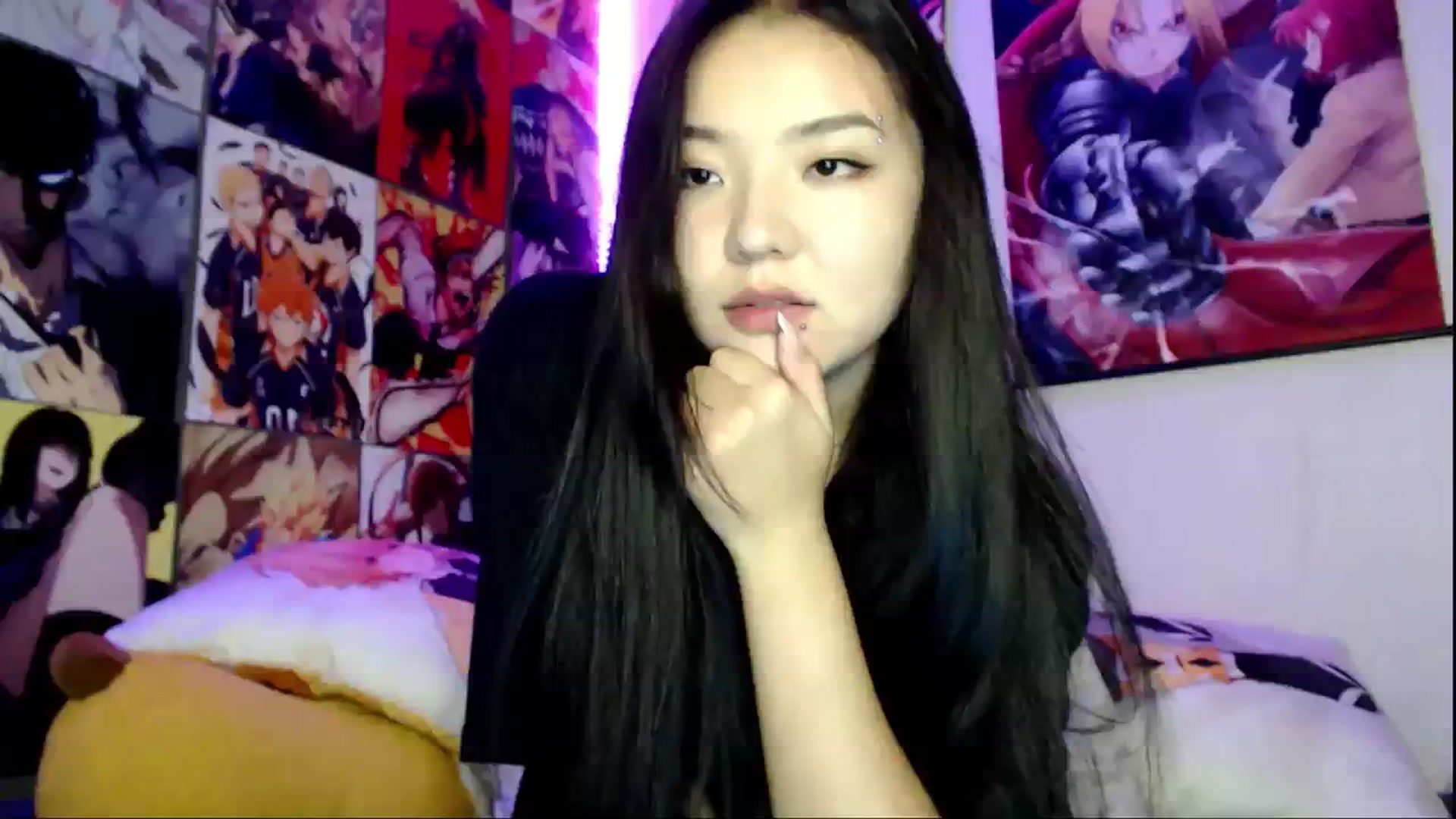 Gallery image thumbnail from Melody__K's myfreecams stream on, 08/08/2023, 16:38 image 3 of 20