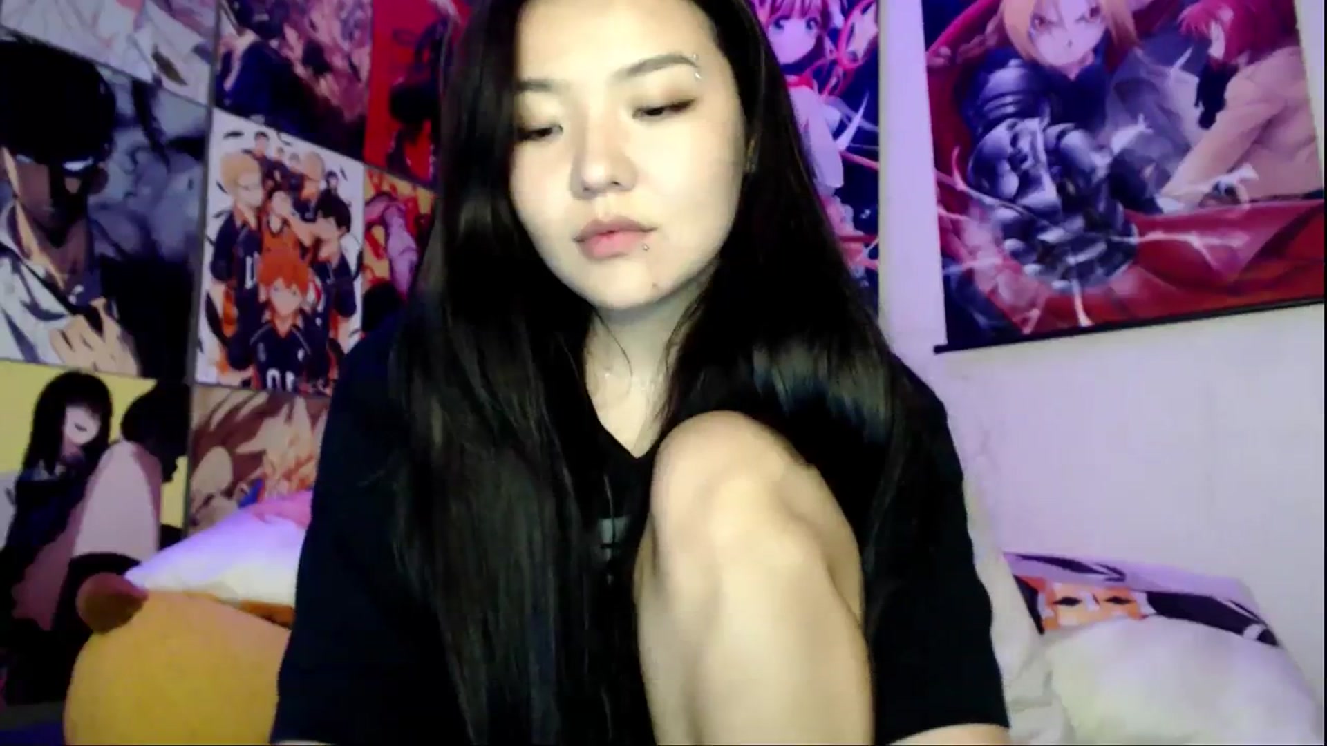 Gallery image thumbnail from Melody__K's myfreecams stream on, 08/08/2023, 16:38 image 11 of 20