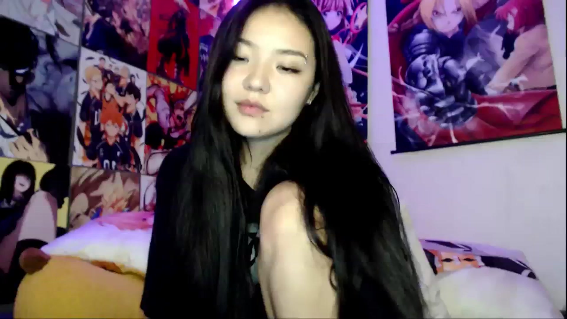 Gallery image thumbnail from Melody__K's myfreecams stream on, 08/08/2023, 16:38 image 7 of 20