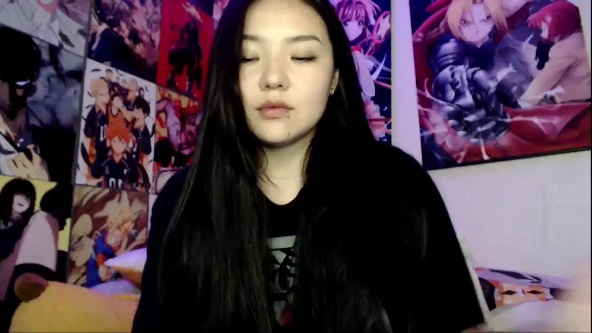 Gallery image thumbnail from Melody__K's myfreecams stream on, 08/08/2023, 16:38 image 2 of 20