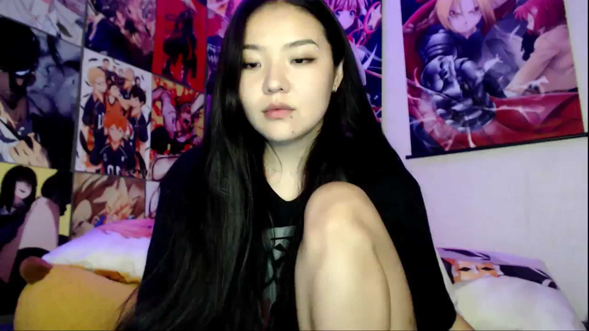 Gallery image thumbnail from Melody__K's myfreecams stream on, 08/08/2023, 16:38 image 9 of 20