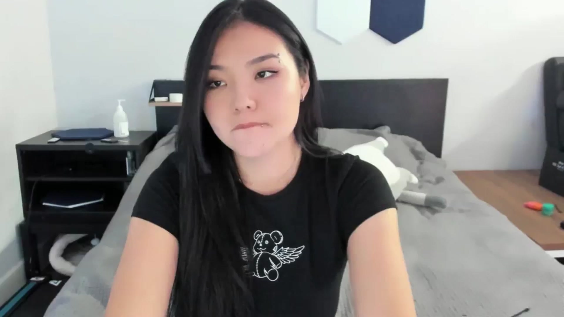 Gallery image thumbnail from Melody__K's myfreecams stream on, 09/13/2023, 21:23 image 12 of 20