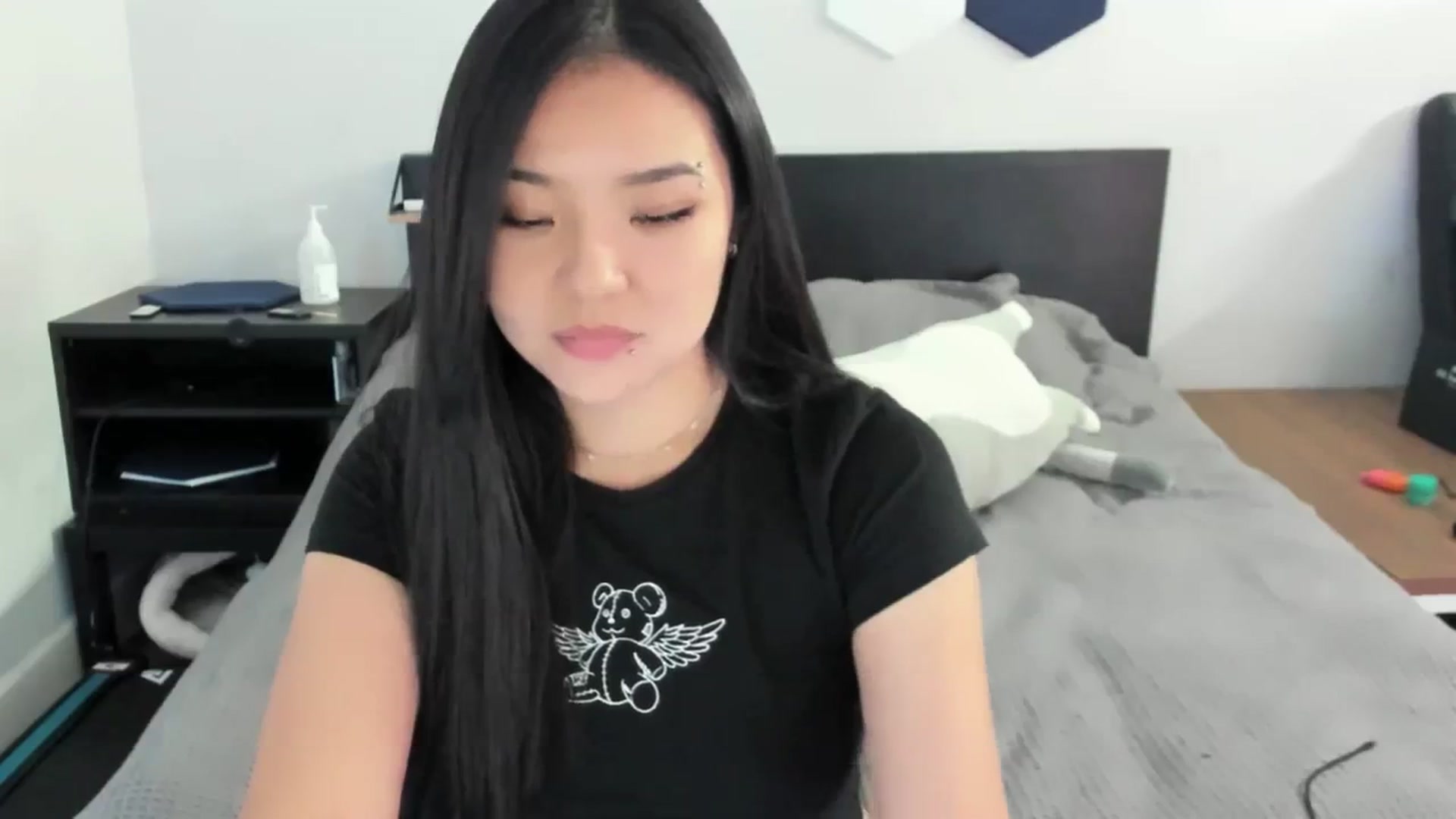 Gallery image thumbnail from Melody__K's myfreecams stream on, 09/13/2023, 21:23 image 4 of 20