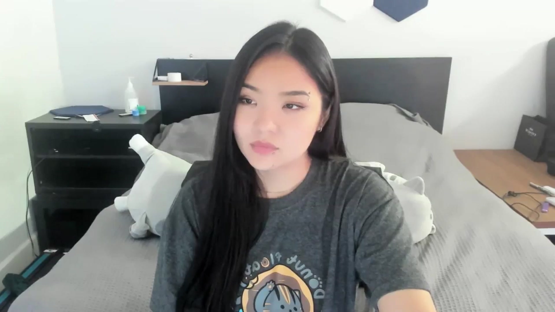 Gallery image thumbnail from Melody__K's myfreecams stream on, 09/20/2023, 23:17 image 10 of 20