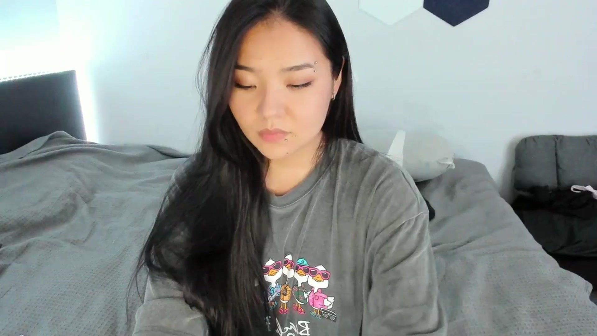 Gallery image thumbnail from Melody__K's myfreecams stream on, 09/29/2023, 04:37 image 11 of 20
