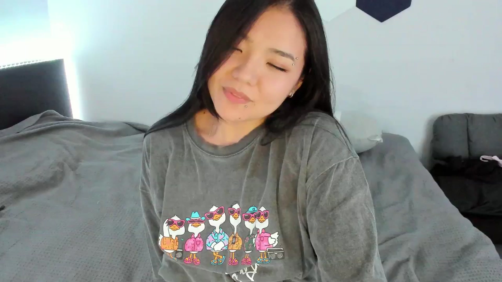 Gallery image thumbnail from Melody__K's myfreecams stream on, 09/29/2023, 04:37 image 20 of 20