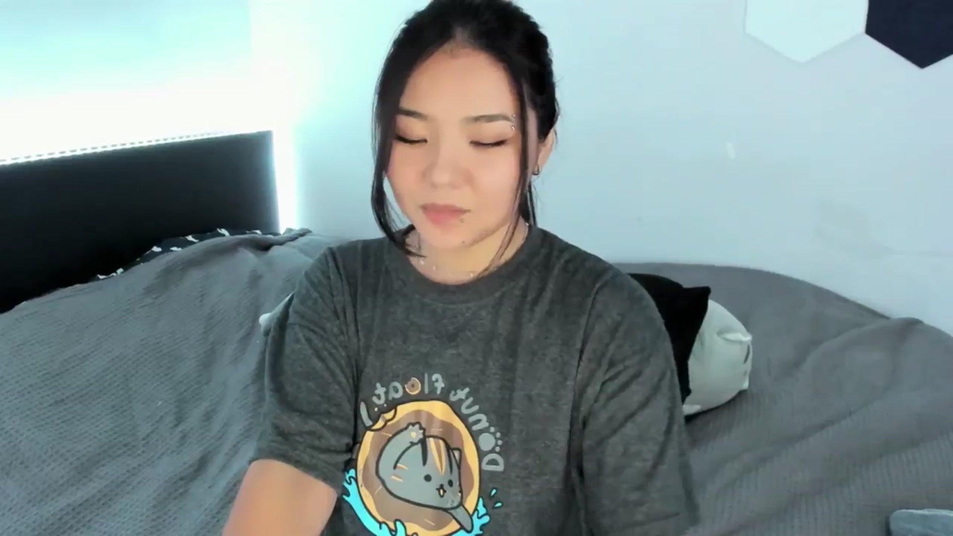 Gallery image thumbnail from Melody__K's myfreecams stream on, 10/01/2023, 03:12 image 18 of 20