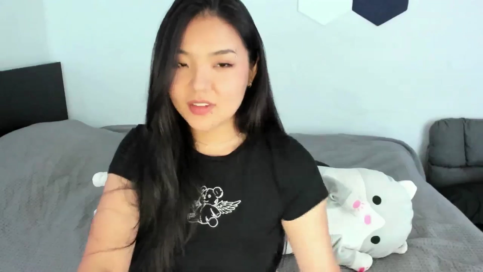 Gallery image thumbnail from Melody__K's myfreecams stream on, 10/07/2023, 01:41 image 3 of 20