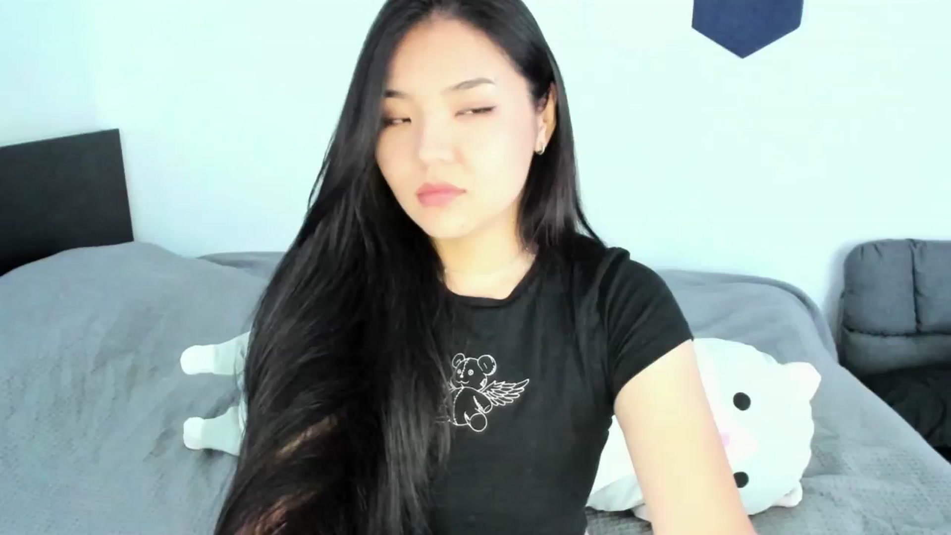 Gallery image thumbnail from Melody__K's myfreecams stream on, 10/07/2023, 01:41 image 5 of 20