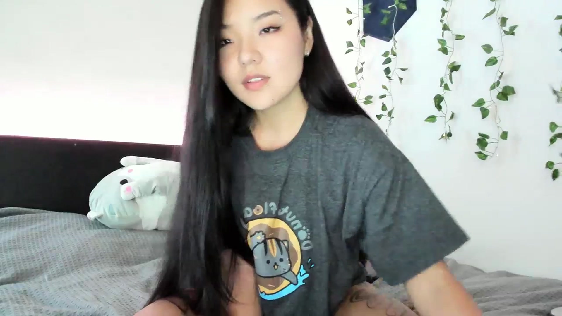 Gallery image thumbnail from Melody__K's myfreecams stream on, 10/19/2023, 03:31 image 7 of 20