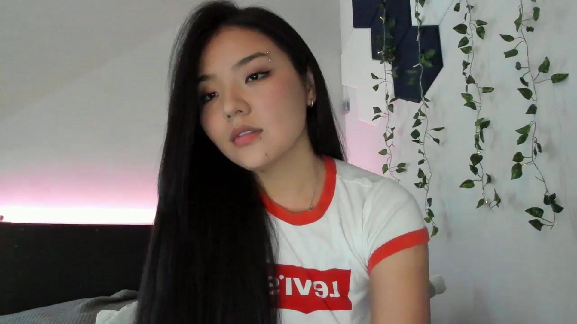 Gallery image thumbnail from Melody__K's myfreecams stream on, 10/21/2023, 03:50 image 2 of 20