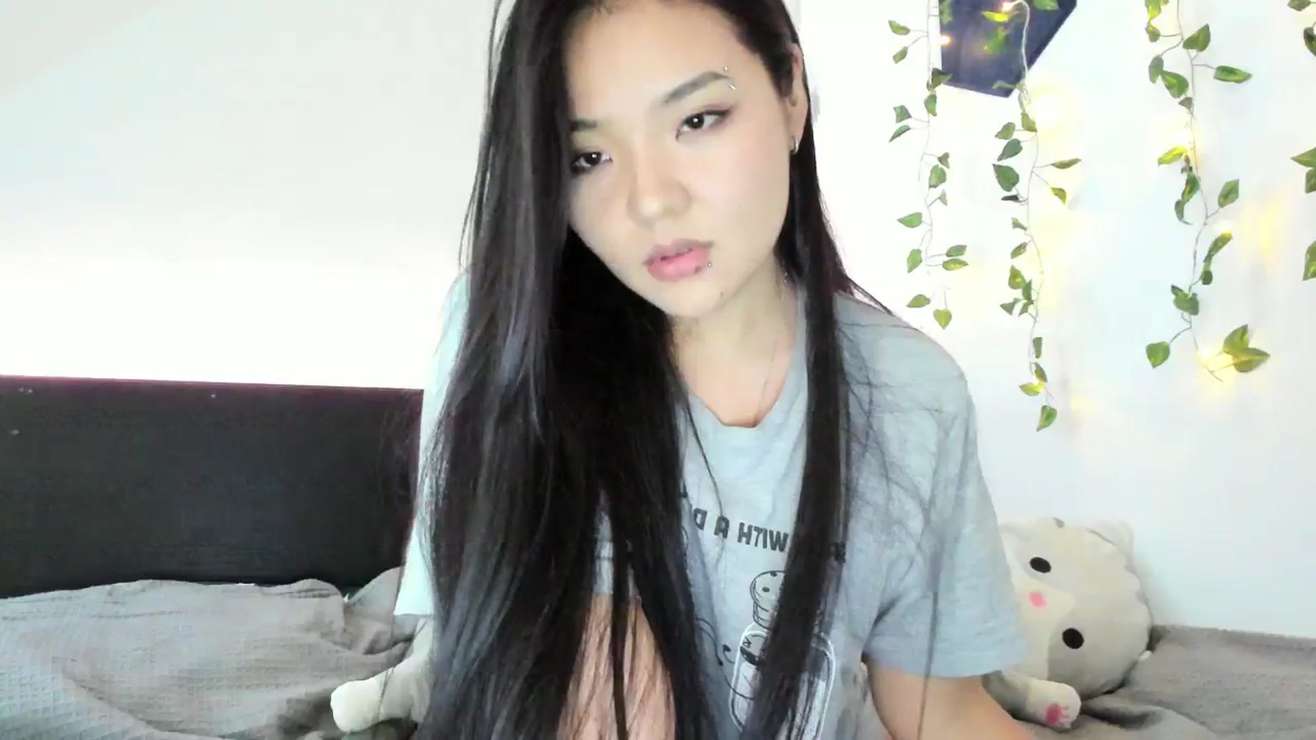 Gallery image thumbnail from Melody__K's myfreecams stream on, 11/03/2023, 04:25 image 5 of 20