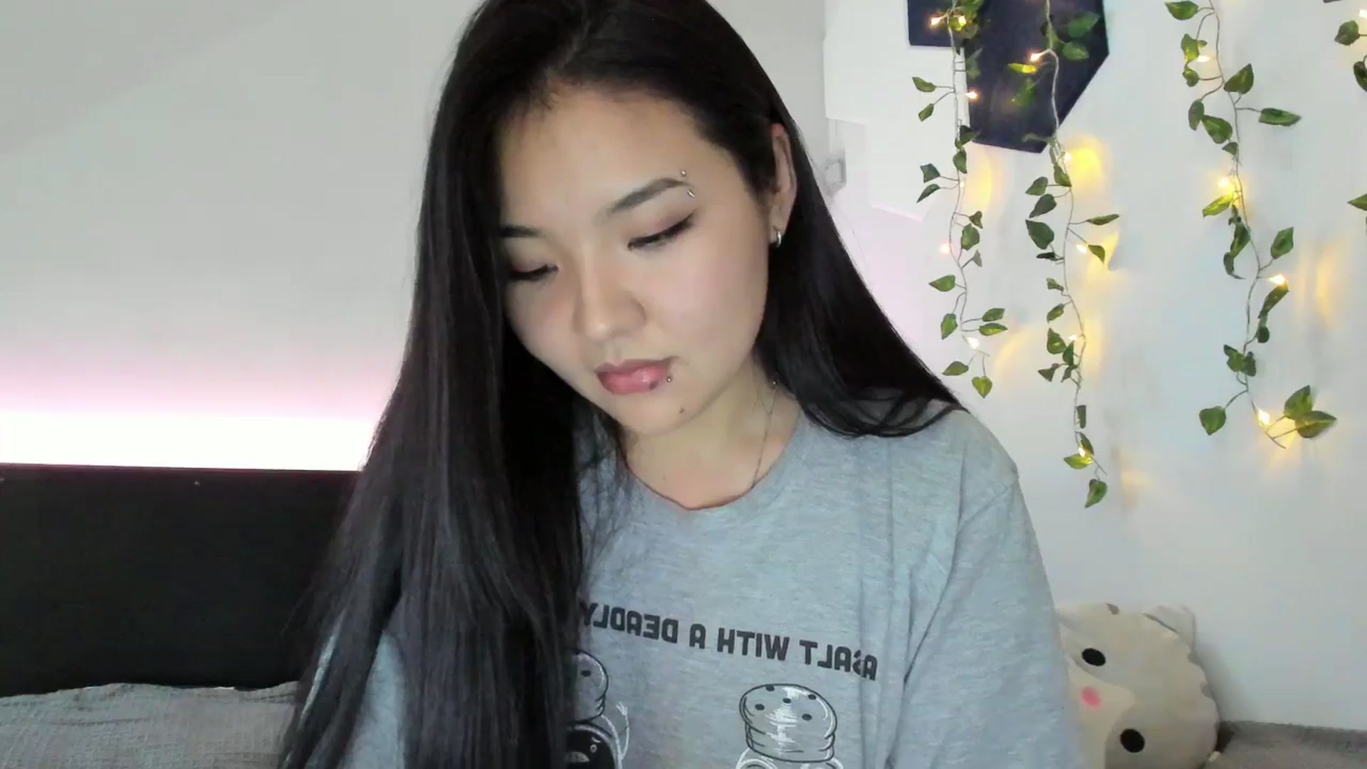 Gallery image thumbnail from Melody__K's myfreecams stream on, 11/03/2023, 04:25 image 9 of 20