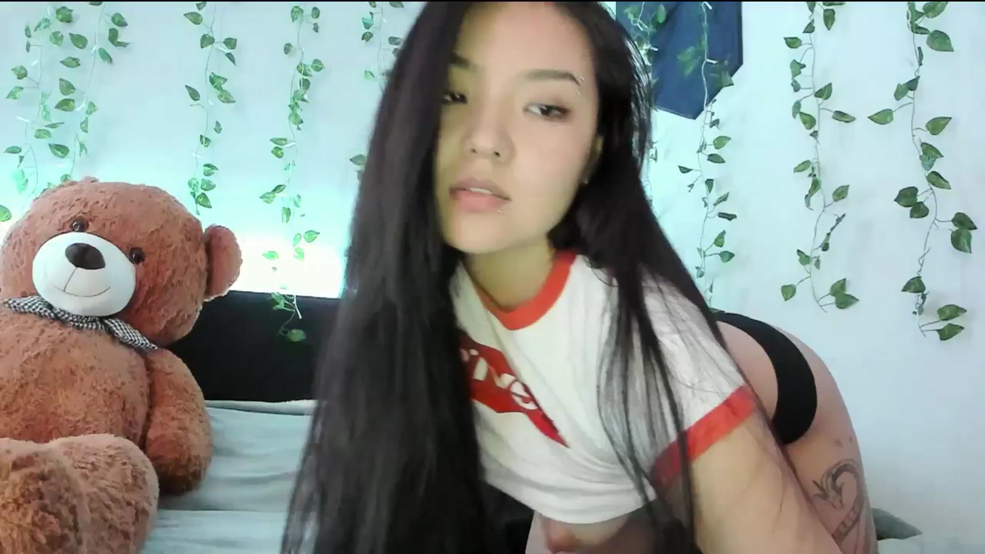 Gallery image thumbnail from Melody__K's myfreecams stream on, 12/09/2023, 05:42 image 20 of 20