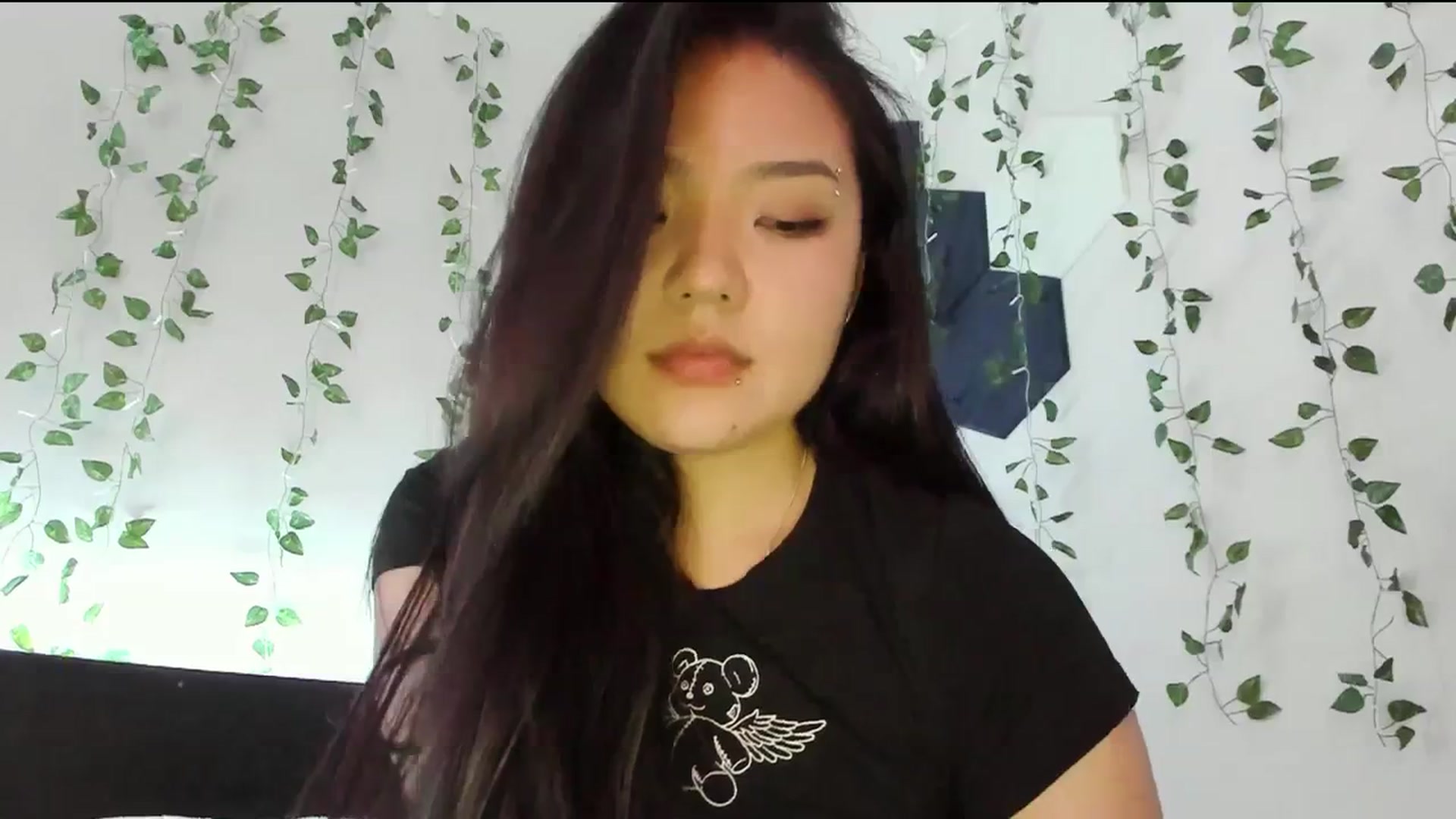 Gallery image thumbnail from Melody__K's myfreecams stream on, 12/19/2023, 06:53 image 12 of 20
