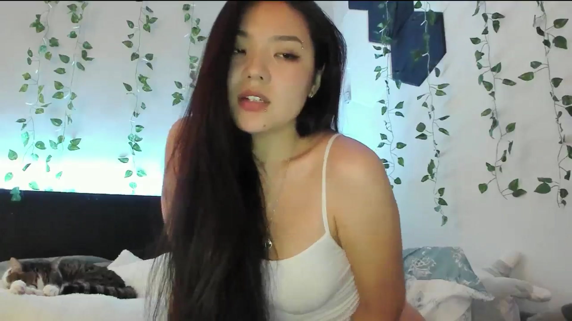 Gallery image thumbnail from Melody__K's myfreecams stream on, 12/23/2023, 04:53 image 3 of 20