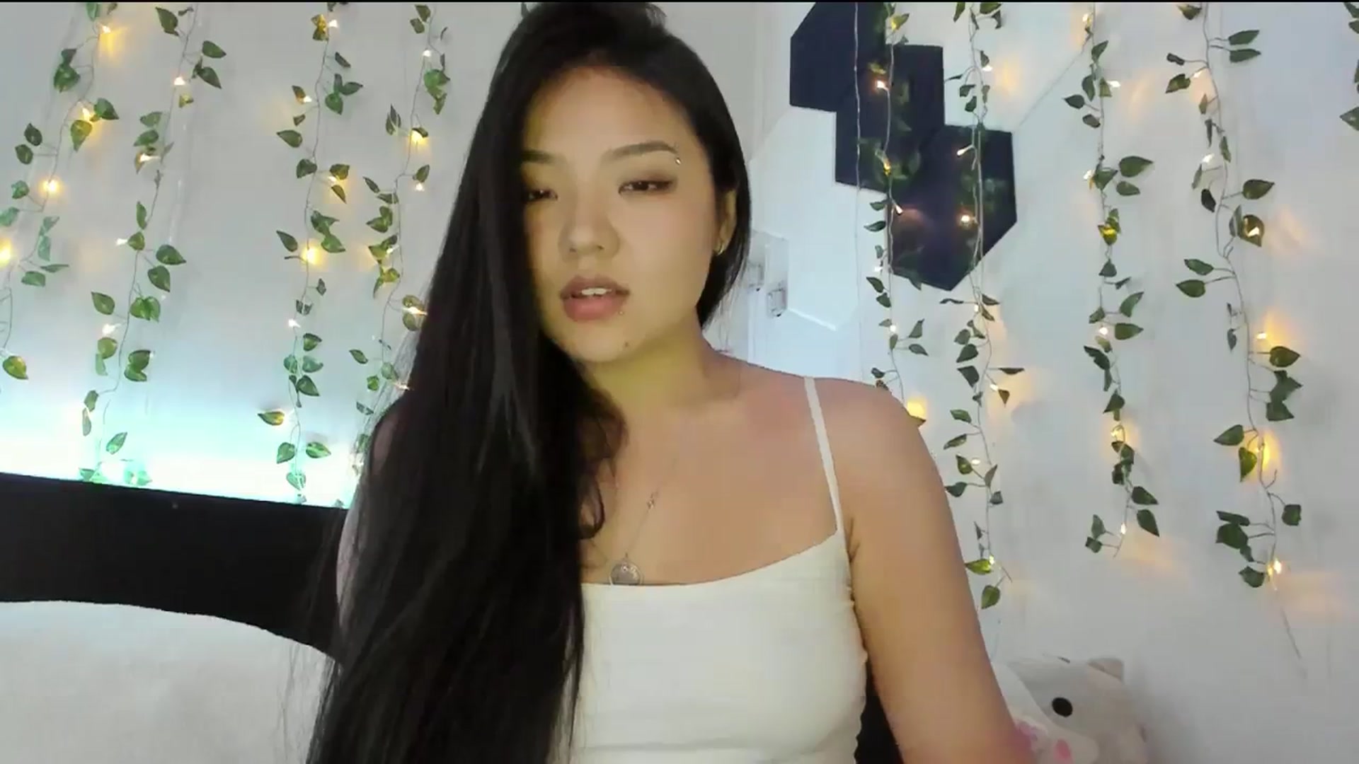 Gallery image thumbnail from Melody__K's myfreecams stream on, 01/12/2024, 05:40 image 7 of 20