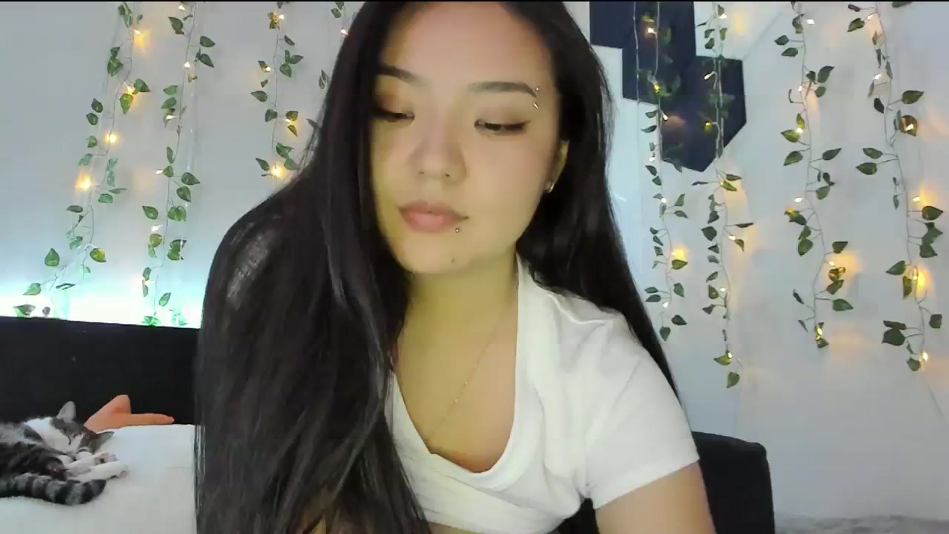 Gallery image thumbnail from Melody__K's myfreecams stream on, 01/19/2024, 05:50 image 1 of 20