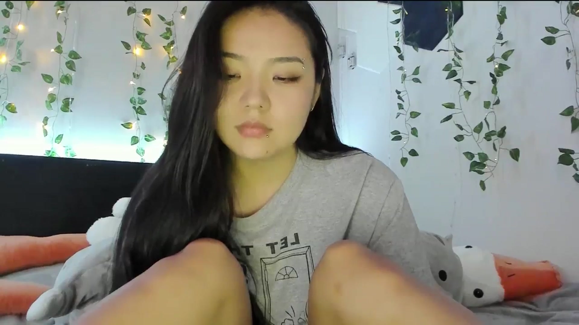 Gallery image thumbnail from Melody__K's myfreecams stream on, 01/24/2024, 06:18 image 10 of 20