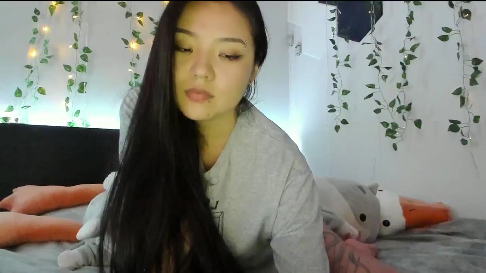 Gallery image thumbnail from Melody__K's myfreecams stream on, 01/24/2024, 06:18 image 7 of 20