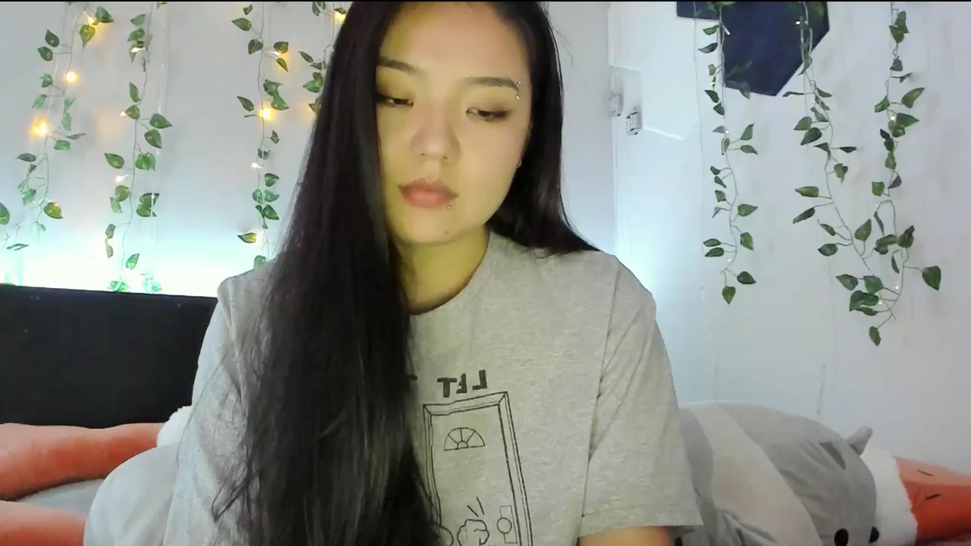 Gallery image thumbnail from Melody__K's myfreecams stream on, 01/24/2024, 06:18 image 3 of 20