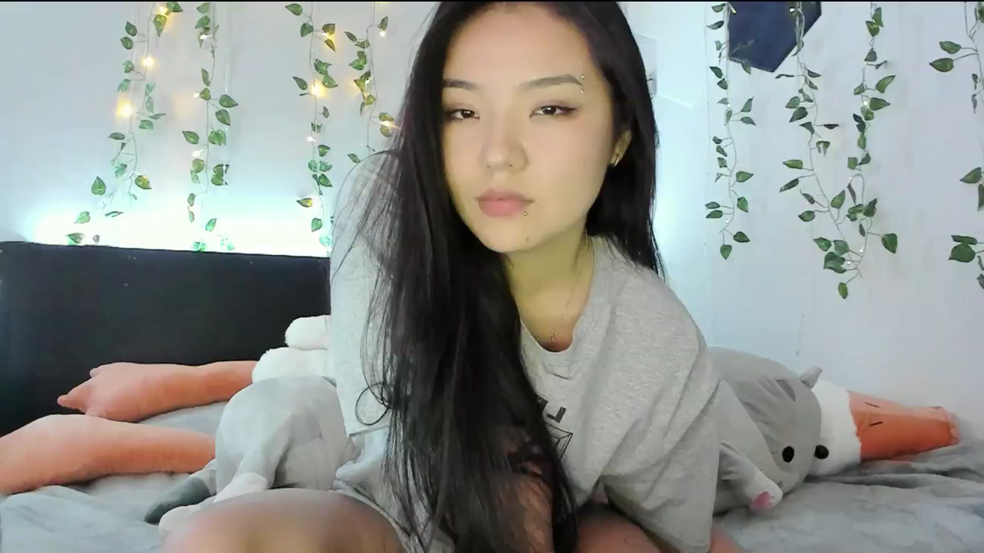 Gallery image thumbnail from Melody__K's myfreecams stream on, 01/24/2024, 06:18 image 1 of 20