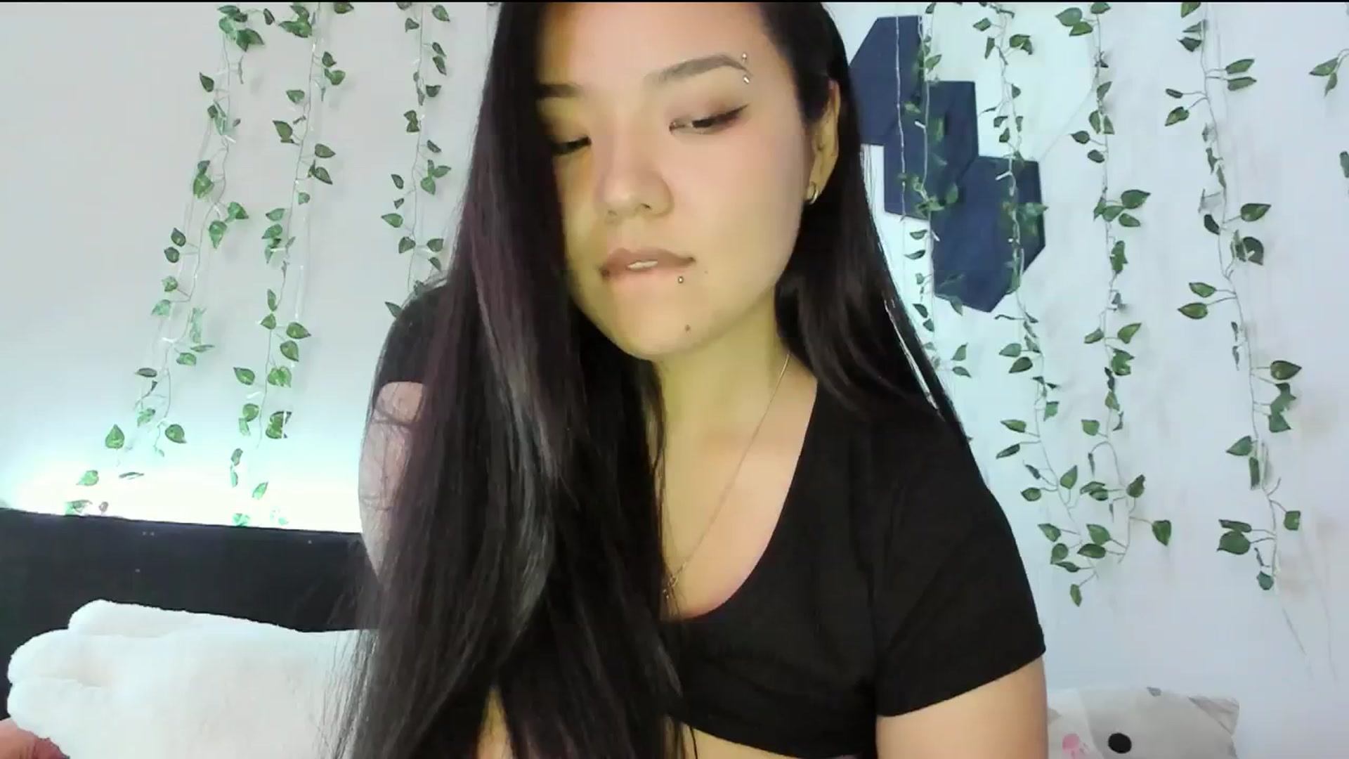 Gallery image thumbnail from Melody__K's myfreecams stream on, 02/01/2024, 08:09 image 17 of 20
