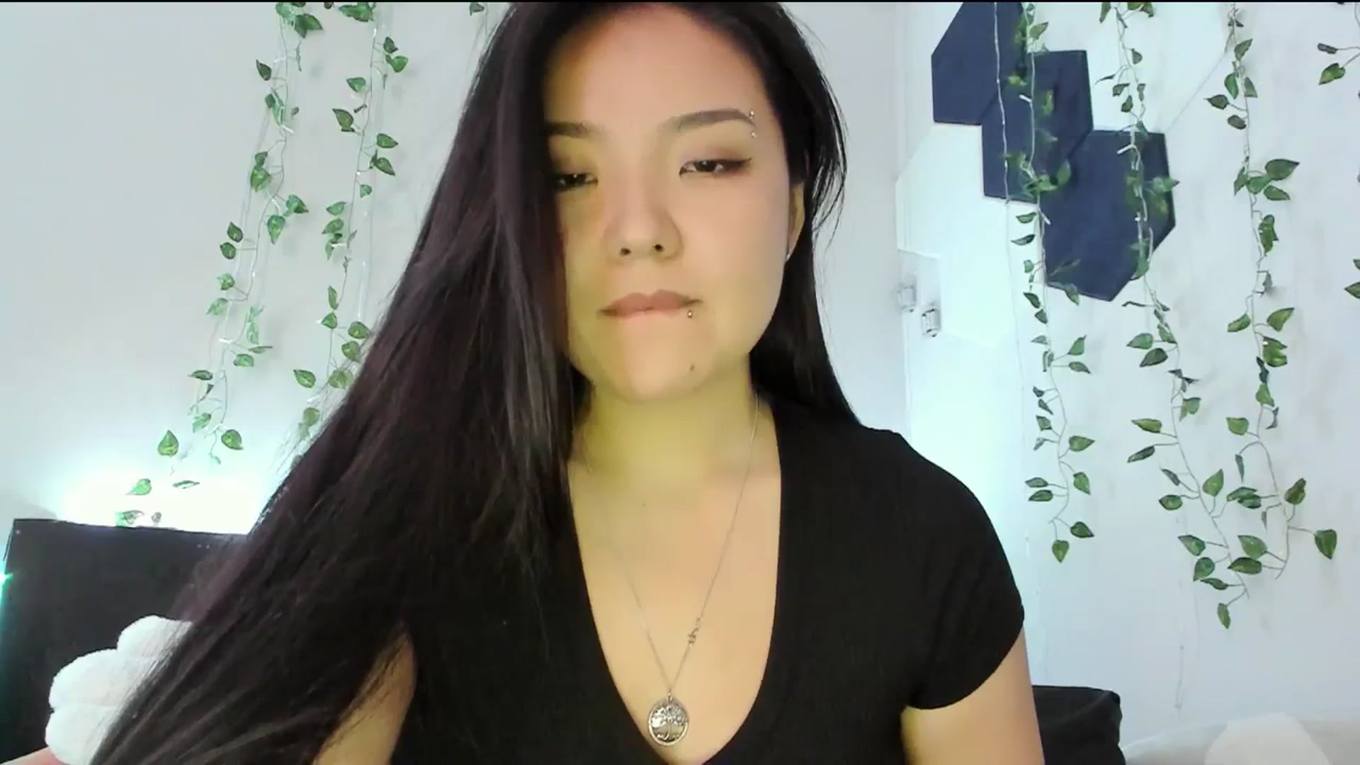 Gallery image thumbnail from Melody__K's myfreecams stream on, 02/01/2024, 08:09 image 2 of 20
