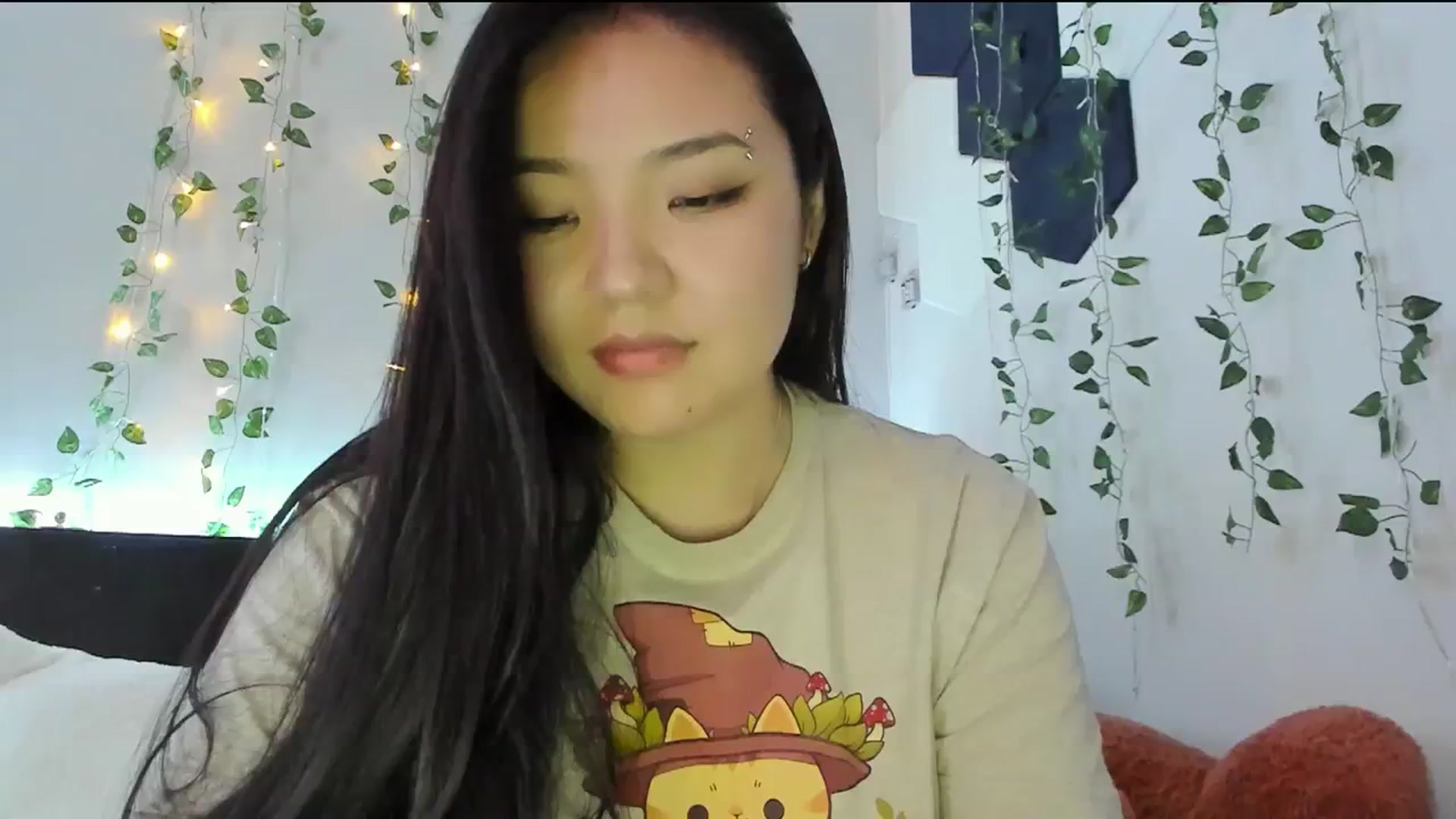 Gallery image thumbnail from Melody__K's myfreecams stream on, 02/08/2024, 05:54 image 19 of 20