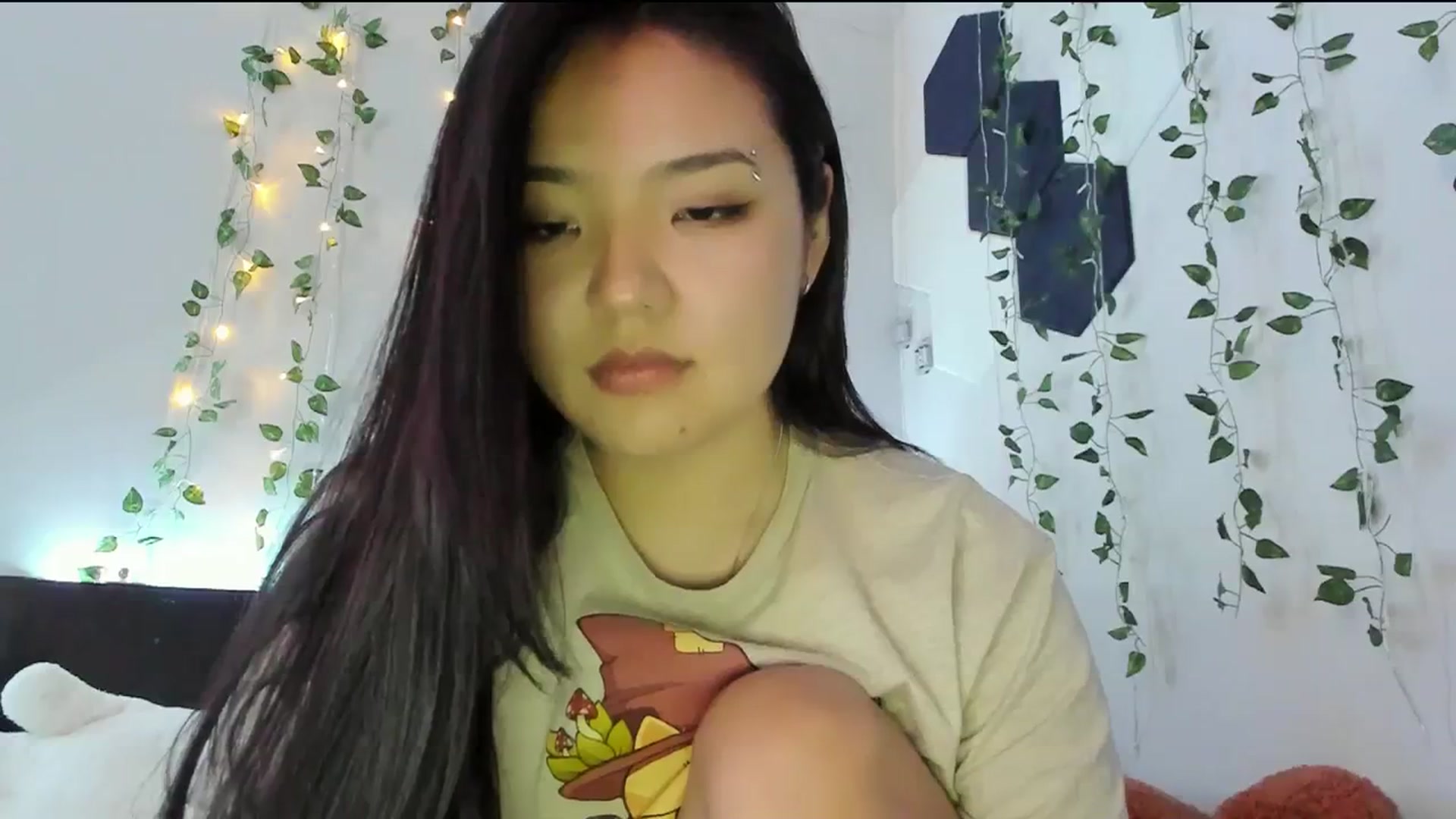 Gallery image thumbnail from Melody__K's myfreecams stream on, 02/08/2024, 05:54 image 15 of 20
